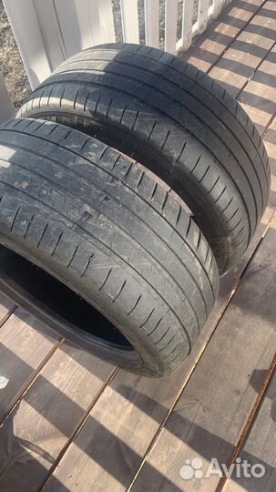 Michelin Pilot Sport 4 235/45 R17 97Y