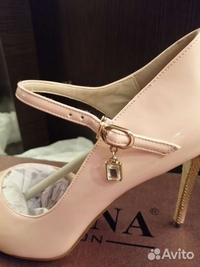 Новые нежно-розовые туфли женские 37 размер