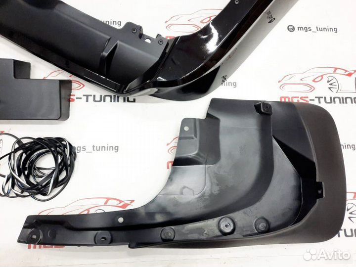 Обвес TRD Toyota Land Crusier 200 2015+ (Черный)