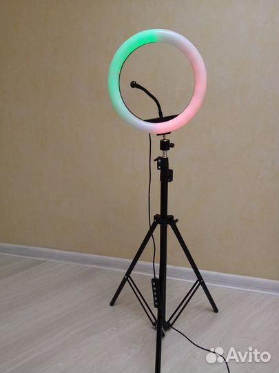 Кольцевая лампа