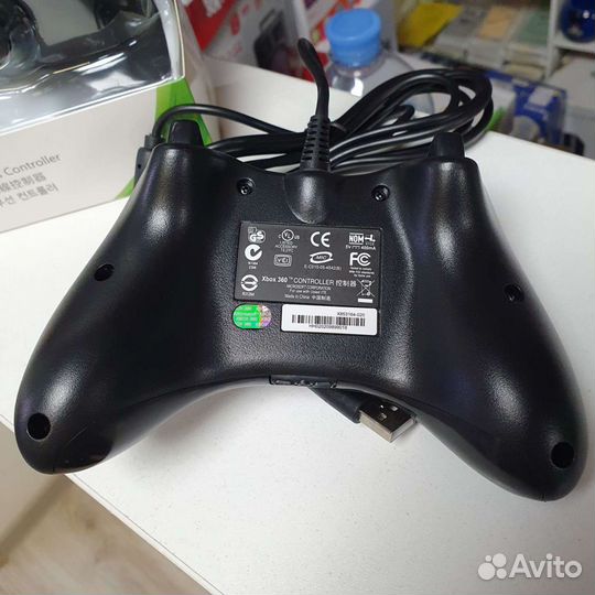 Геймпад Xbox 360 проводной (новый)