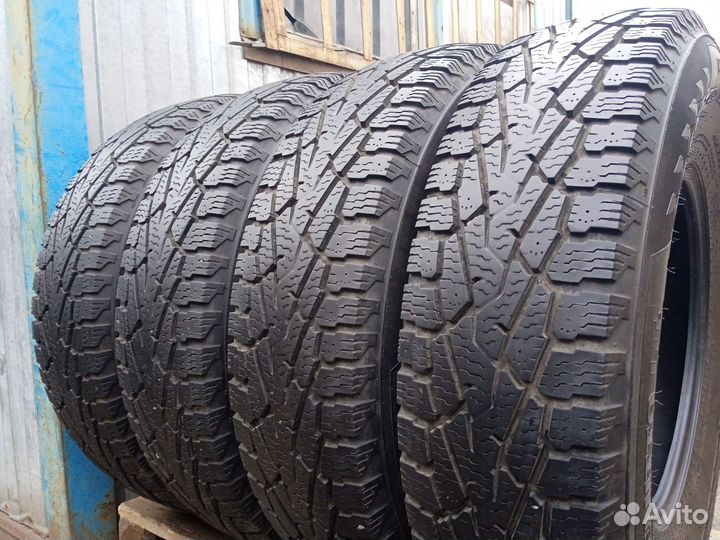 Nokian Tyres Hakkapeliitta LT2 235/85 R16