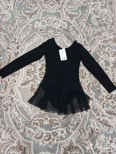 Купальник гимнастический девочкам 138-140