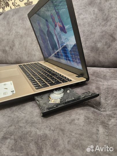 Ноутбук в идеале для работы и учебы