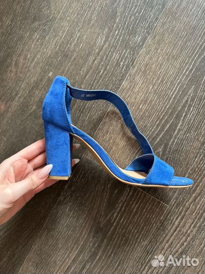 Женские туфли