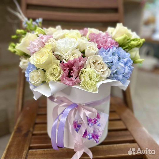 Композиции Цветов в Коробке с Доставкой