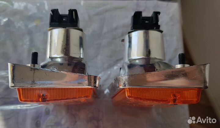 Подфарник 21011 оранжевый комплект новый