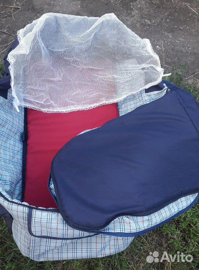 Короб-переноска Geoby с жёстким дном