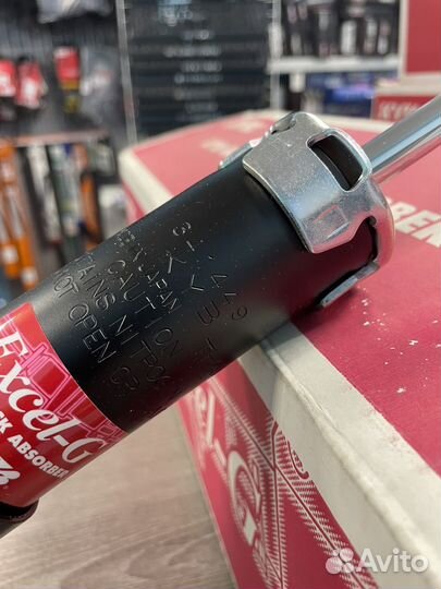 Амортизатор передний Mazda 6 07-12