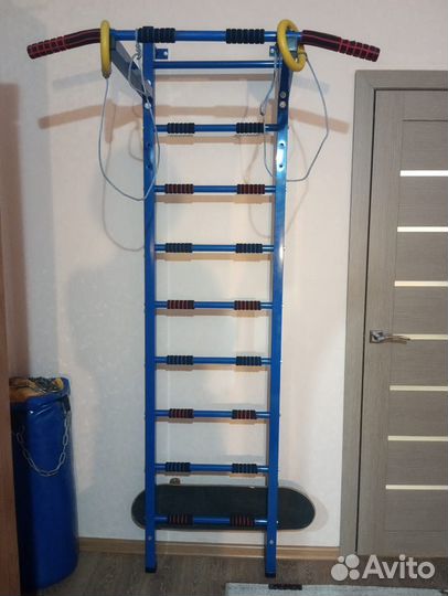 Шведская стенка с турником