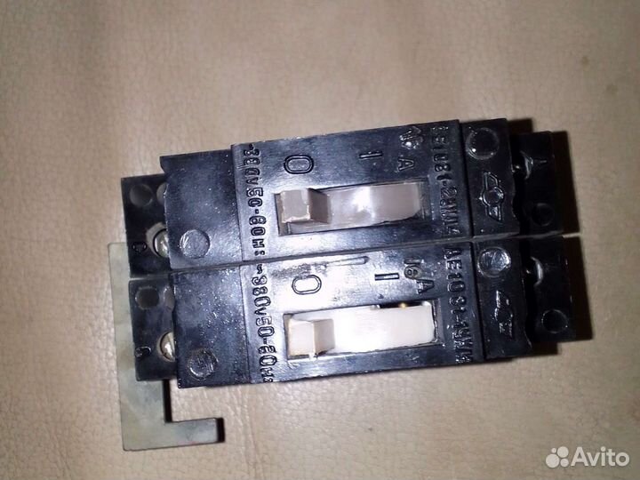 Переключатель электрощитовой