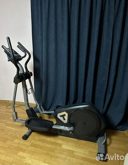 Эллиптический тренажер torneo transform c-540