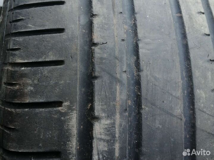 Pirelli P Zero Rosso 255/50 R19