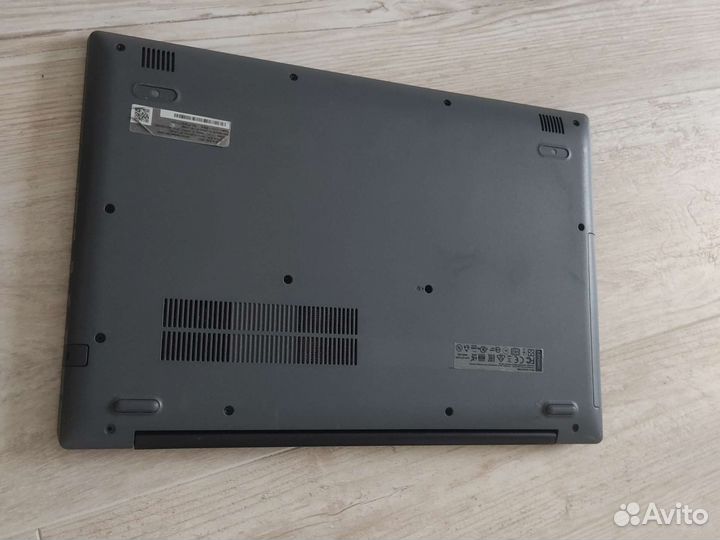 Lenovo ideapad 320 15ast