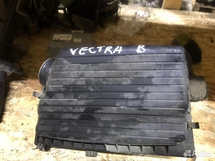 Корпус воздушного фильтра Опель Вектра b