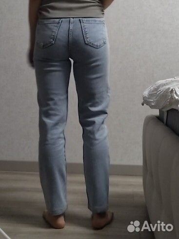 Джинсы