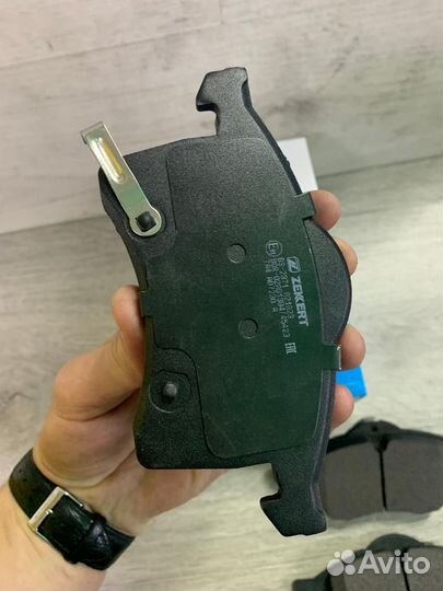 Колодки тормозные передние Opel Astra, Zafira