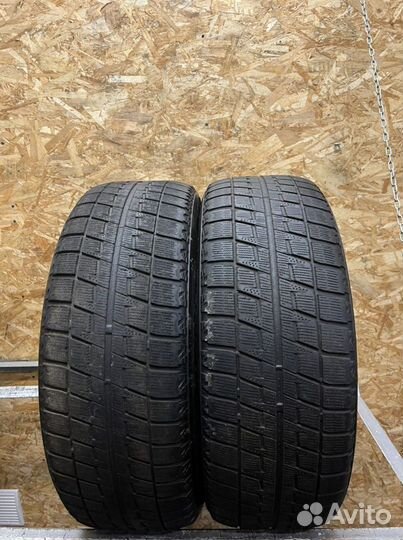 Bridgestone Blizzak Revo2 215/60 R16