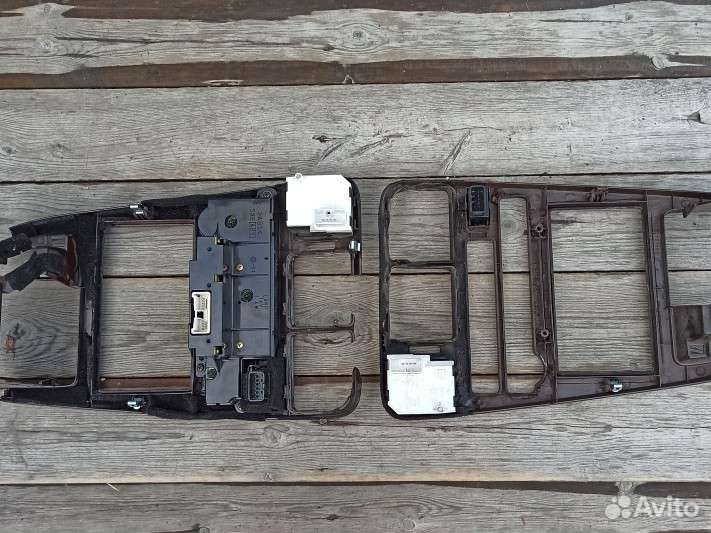 Консоли центральные Mark 90