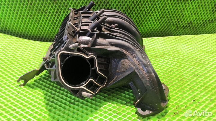 Коллектор впускной Калина