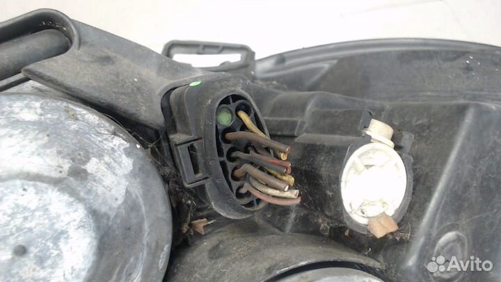 Фара (передняя) Volkswagen Polo, 2004