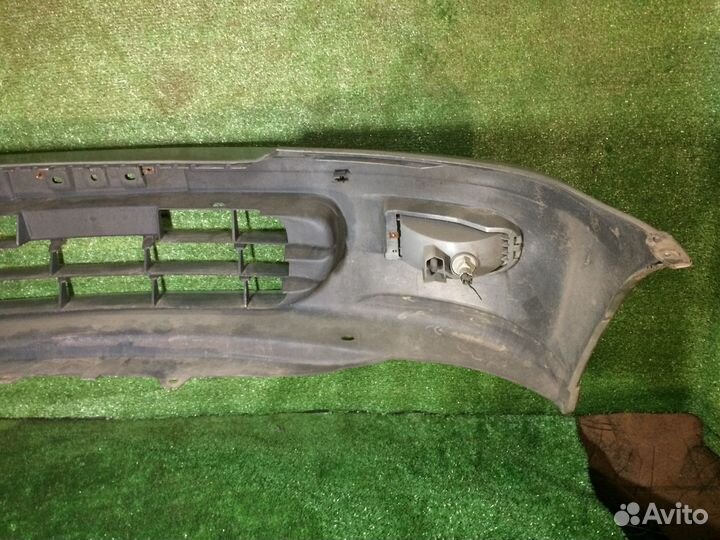 Бампер передний nissan Serena C23 Серебро царапины