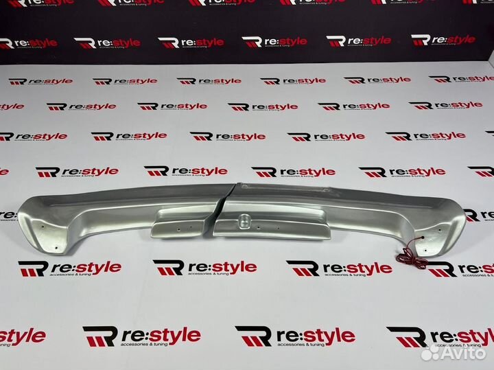 Спойлер Toyota Land Cruiser 105 S1557