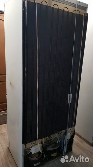 Холодильник Ariston Mba2185