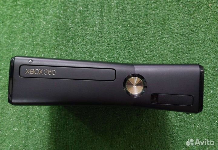 Xbox 360 slim