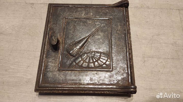 Дверца и плита для печки чугунная