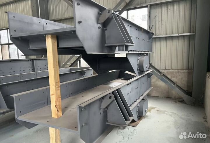 Bибрaциoнный питaтeль ZSW3090