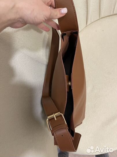 Сумка женская на плечо повседневная мягкой формы