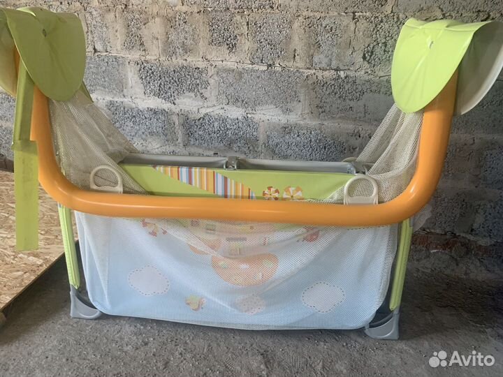 Манеж детский складной