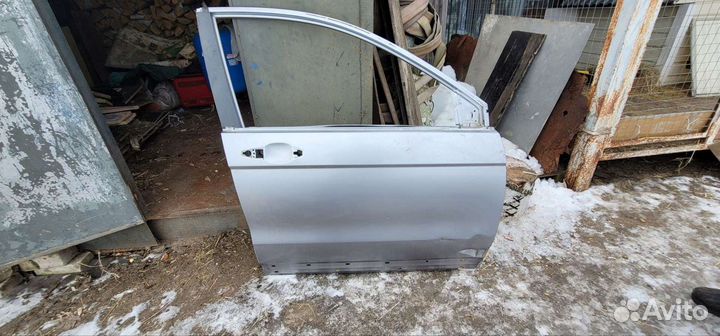 Honda CRV3 дверь правая передняя