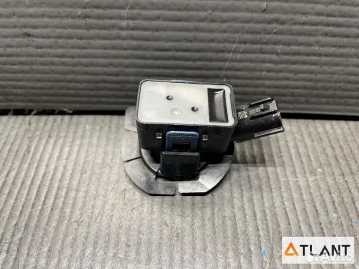 Датчик парктроника toyota sienta