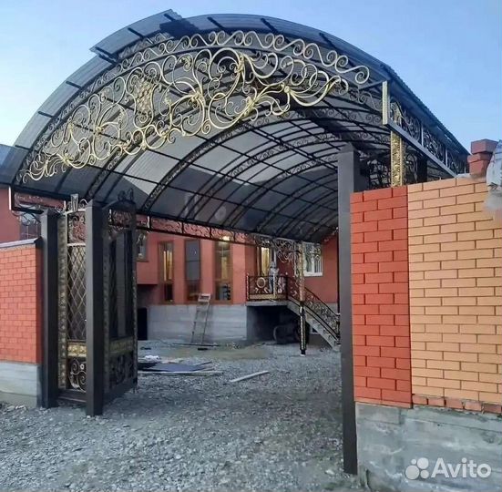 Навесы с коваными элементами