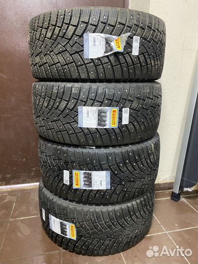 Pirelli Scorpion Ice Zero 2 275/40 R20 106T
