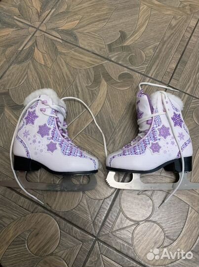 Коньки фигурные