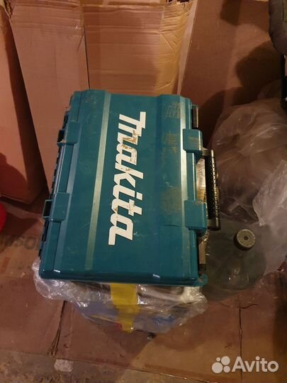 Makita HR2300