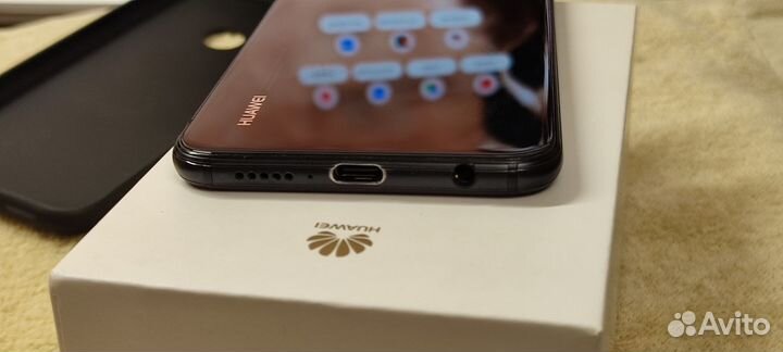 HUAWEI P20 Lite, 4/64 ГБ