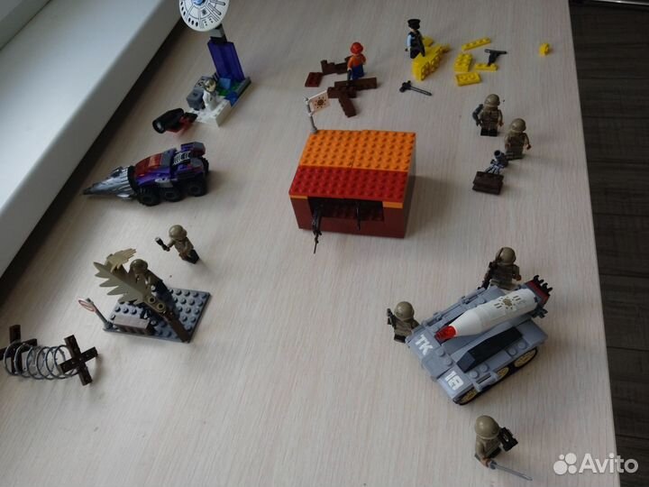 Наборы Лего и Комбат зона бу