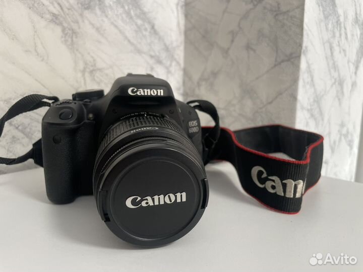 Фотоапарт Canon eos 600d