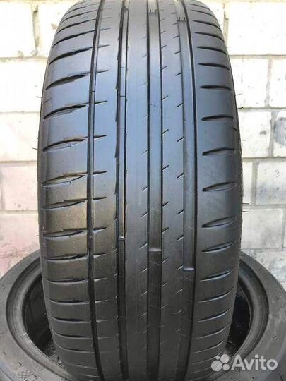 Michelin Pilot Sport 4 225/45 R19