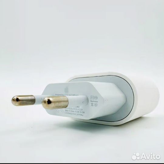 Блок питания на iPhone 20w Apple USB-C