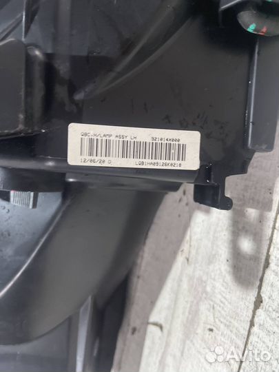 Фара левая Kia Rio 3