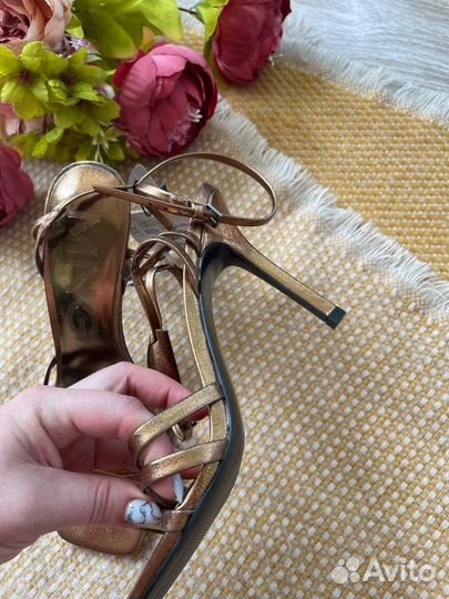 Босоножки женские 39 размер Mango