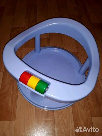 Сиденье для купания малыша