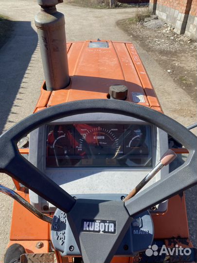 Мини-трактор Kubota L1-18, 2009