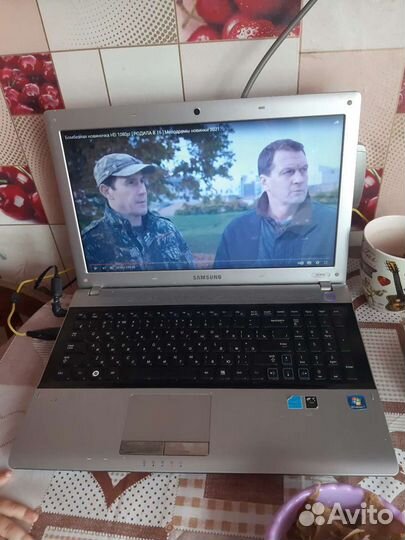 Samsung RV 515