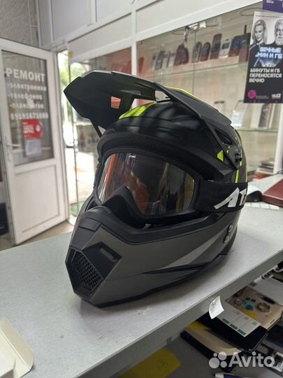 Шлем кроссовый бу